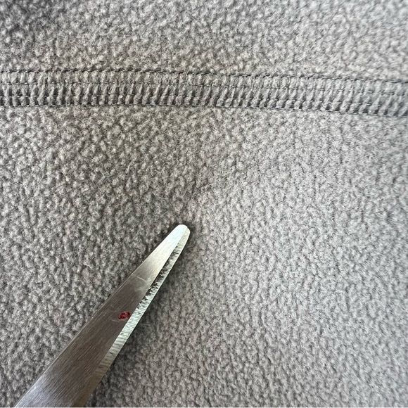 Patagonia Worn Wear Micro D Fleece Pullover Gray Small READ - Picture 10 of 10